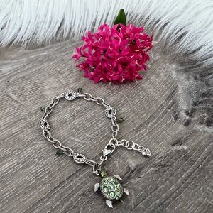 💚🐢BRIGHTON Retired Turtle Charm Bracelet